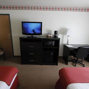 Queen Room Two Queen Beds Non-Smoking